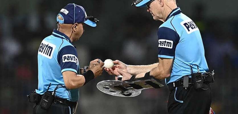 IPL 2025 Introduces Mid-Innings Ball Change to Counter Dew